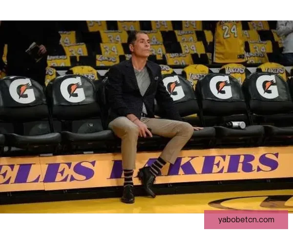 勇士与尤尔特塞文续签第二份10天短约 展现出色表现获得认可