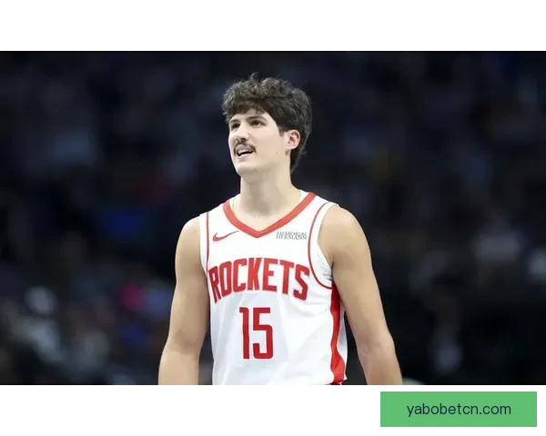 谢泼德重返首发助火箭大胜 乌度卡承诺未来几场围绕他展开进攻